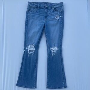 American Eagle Women’s Distressed Flare Jeans | Medium Wash | Size 16